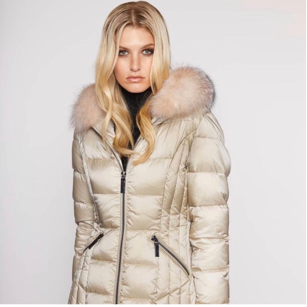 Dawn Levy Champagne Nikki Midweight Puffer with Fox Fur Trim Coat